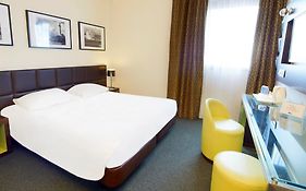 Kyriad Hôtel Orly Aéroport - Athis Mons